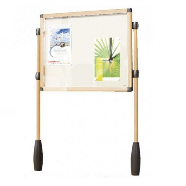 Vitrine sur pietement pour exterieur sable
