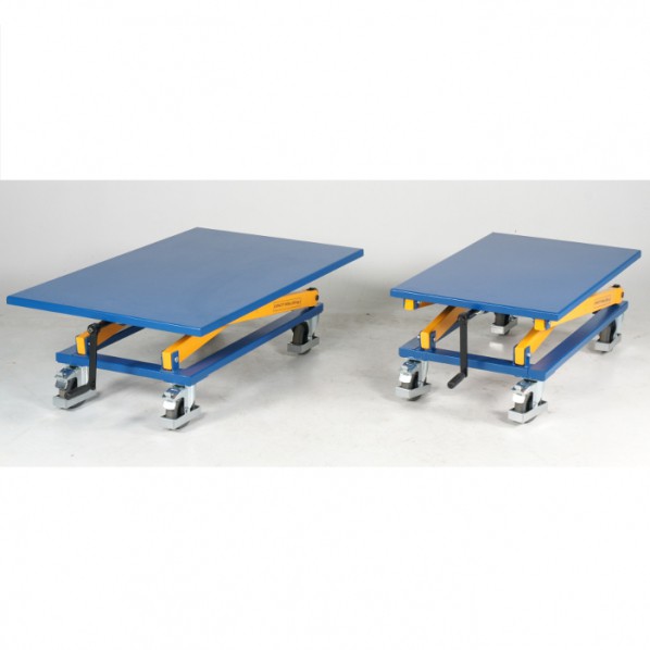 Table ?l?vatrice ? manivelle