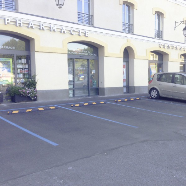 Butée de parking caoutchouc