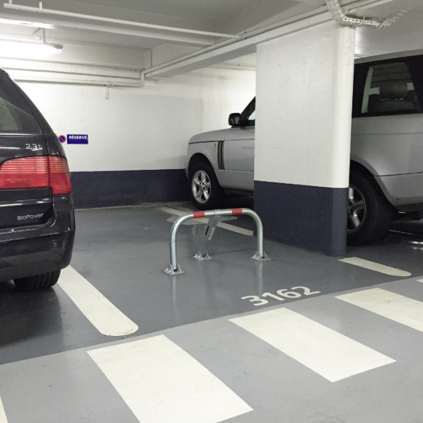 Barri?re de parking acier
