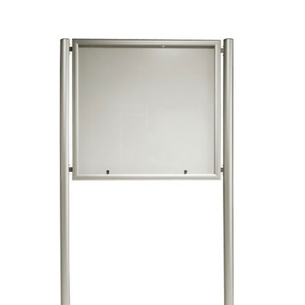 Vitrine d'ext?rieur sur pied a visser cadre anodise