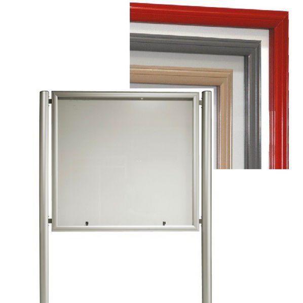 Vitrine d'ext?rieur sur pied cadre anodise