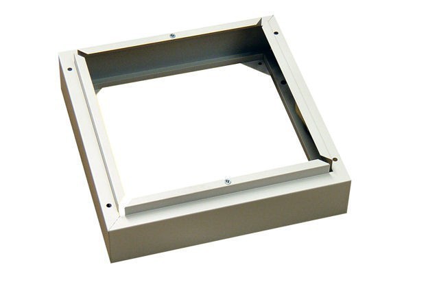 Socle pour vestiaire cube