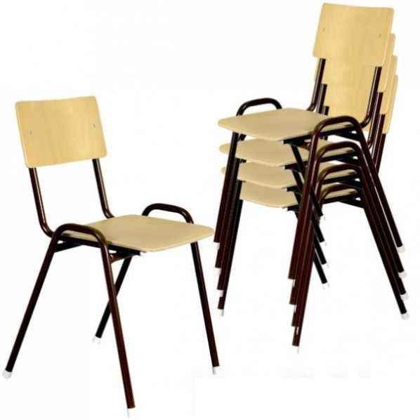 Chaise en bois empilable avec dossier